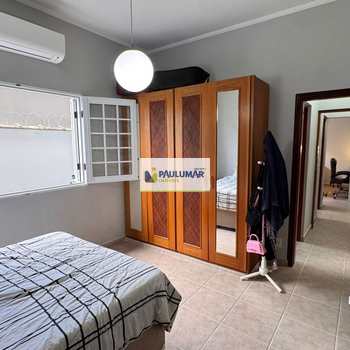 Casa em Praia Grande, bairro Jardim Imperador