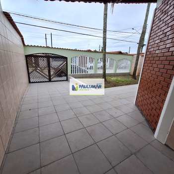 Casa em Mongaguá, bairro Vila Anhanguera