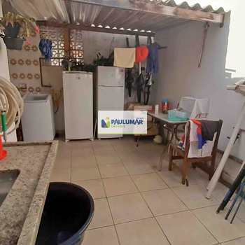 Casa em Praia Grande, bairro Real