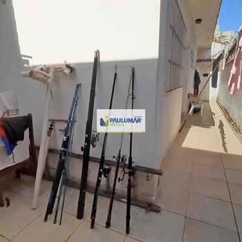 Casa em Praia Grande, bairro Real