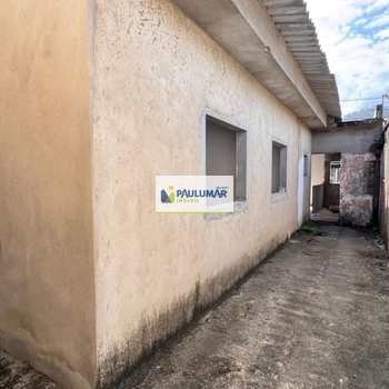Casa em Mongaguá, bairro Vera Cruz