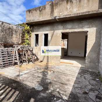 Casa em Mongaguá, bairro Vera Cruz