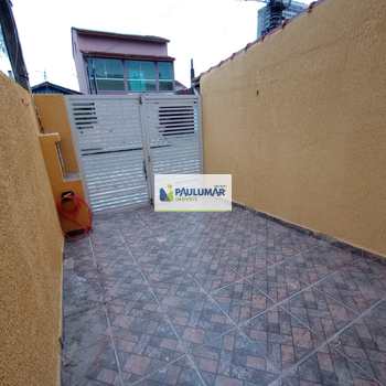 Sobrado em Mongaguá, bairro Vila São Paulo