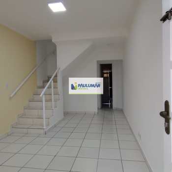 Sobrado em Mongaguá, bairro Vila São Paulo