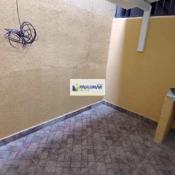 Sobrado em Mongaguá, bairro Vila São Paulo