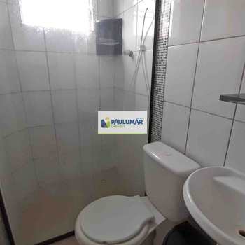 Sobrado em Praia Grande, bairro Solemar