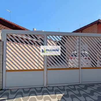 Casa em Praia Grande, bairro Real