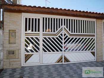 Casa, código 14832703 em Praia Grande, bairro Maracanã