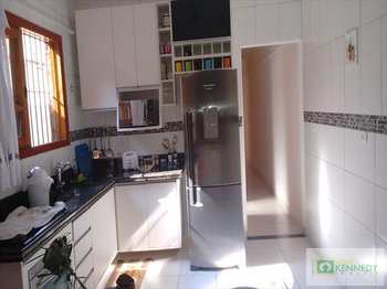 Casa, código 14716703 em Praia Grande, bairro Maracanã