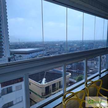Apartamento em Praia Grande, bairro Caiçara