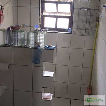 Casa em Praia Grande, bairro Mirim