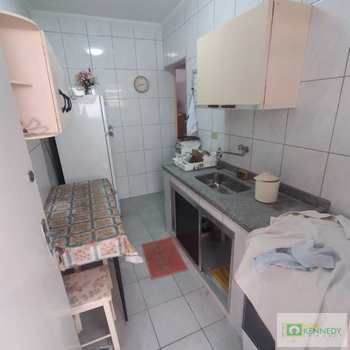 Kitnet em Praia Grande, bairro Ocian