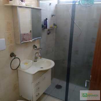 Kitnet em Praia Grande, bairro Ocian