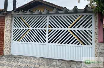 Casa, código 14884214 em Praia Grande, bairro Maracanã