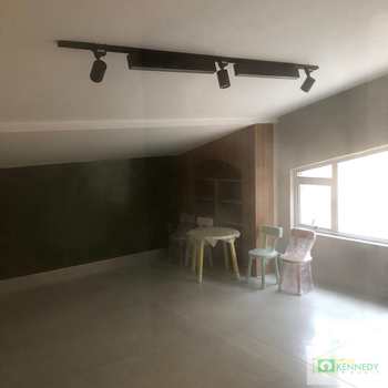 Apartamento em Praia Grande, bairro Guilhermina