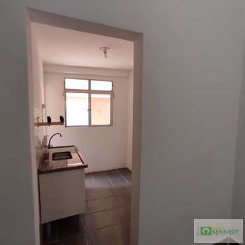 Apartamento em Praia Grande, bairro Tupi