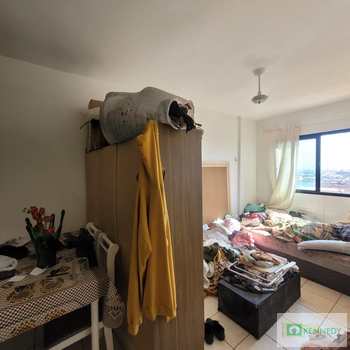 Apartamento em Praia Grande, bairro Mirim