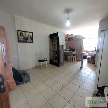 Apartamento em Praia Grande, bairro Mirim