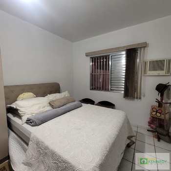 Apartamento em Praia Grande, bairro Ocian