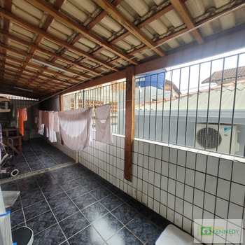 Apartamento em Praia Grande, bairro Ocian