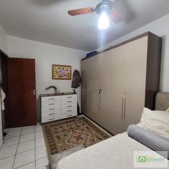 Apartamento em Praia Grande, bairro Ocian