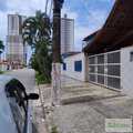 Casa em Praia Grande, bairro Maracanã