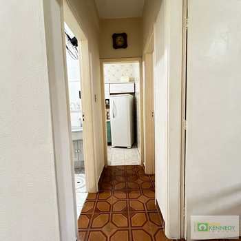 Apartamento em Praia Grande, bairro Canto do Forte