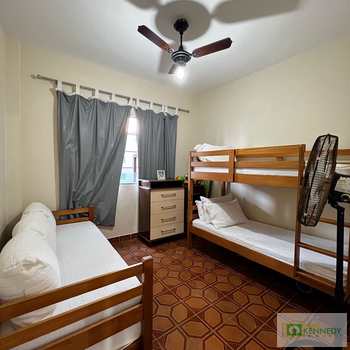 Apartamento em Praia Grande, bairro Canto do Forte