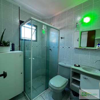 Apartamento em Praia Grande, bairro Tupi