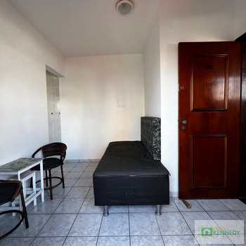 Apartamento em Praia Grande, bairro Tupi
