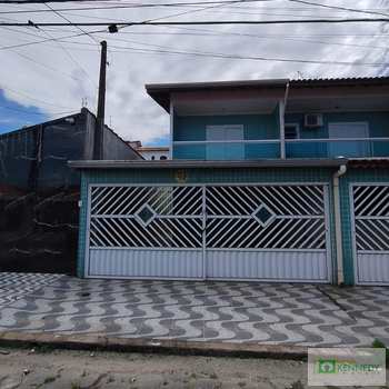 Sobrado em Praia Grande, bairro Maracanã