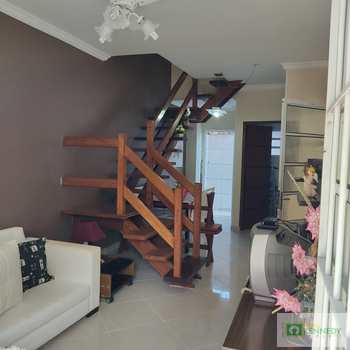 Casa de Condomínio em Mongaguá, bairro Centro