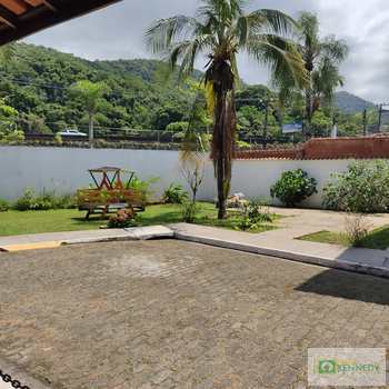 Casa de Condomínio em Mongaguá, bairro Centro