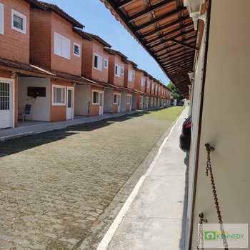 Casa de Condomínio em Mongaguá, bairro Centro