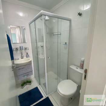 Apartamento em Praia Grande, bairro Canto do Forte