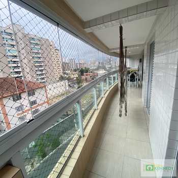 Apartamento em Praia Grande, bairro Canto do Forte