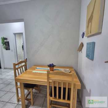 Apartamento em Praia Grande, bairro Aviação
