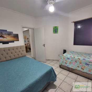 Apartamento em Praia Grande, bairro Aviação