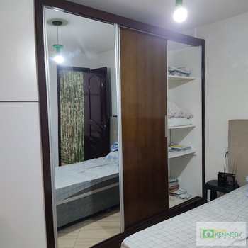 Casa em Praia Grande, bairro Nova Mirim