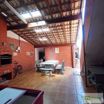 Sobrado em Praia Grande, bairro Ocian