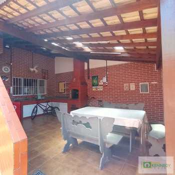 Sobrado em Praia Grande, bairro Ocian