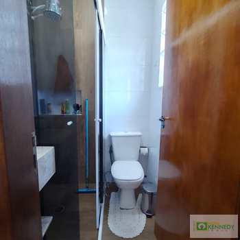Sobrado em Praia Grande, bairro Ocian