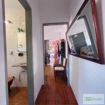 Sobrado em Praia Grande, bairro Ocian