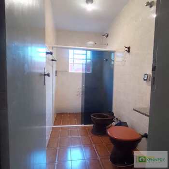 Sobrado em Praia Grande, bairro Ocian