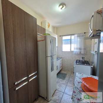 Apartamento em Praia Grande, bairro Mirim