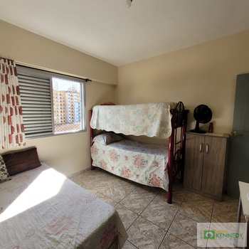 Apartamento em Praia Grande, bairro Mirim