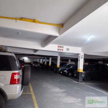 Apartamento em Praia Grande, bairro Mirim