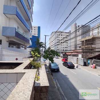 Apartamento em Praia Grande, bairro Mirim