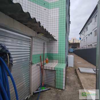 Kitnet em Praia Grande, bairro Ocian