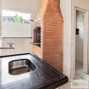 Casa em Praia Grande, bairro Ocian